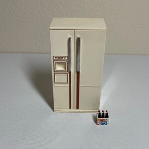 Tomy Cream Miniature Fridge Toy